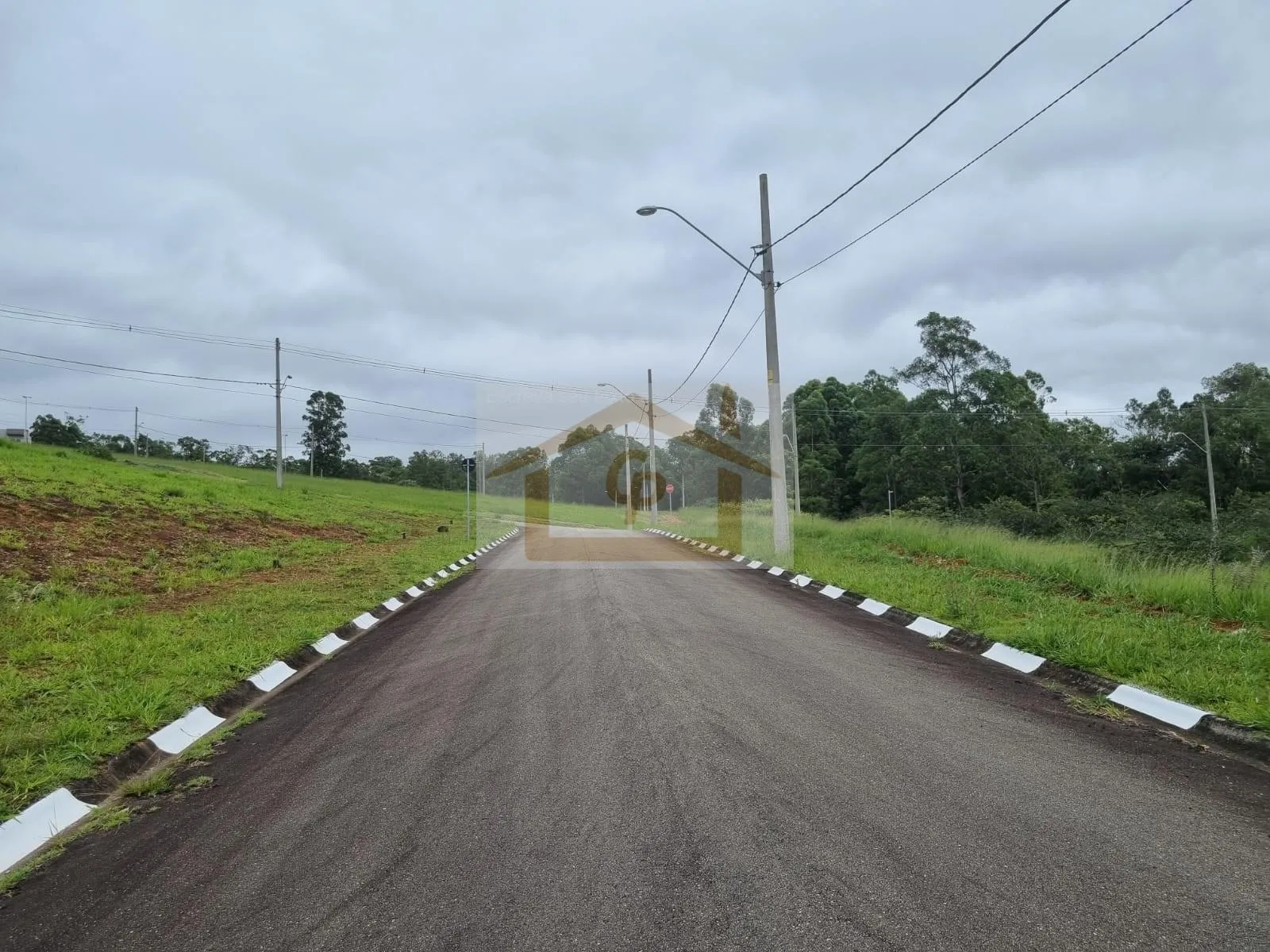 Imagem Lugar especial, clube completo, lote com 778,72 metros!!!