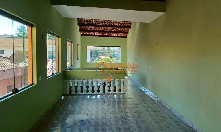 Imagem Sobrado com 3 dormitórios à venda, 220 m² por R$ 860.000,00 - Parque Renato Maia - Guarulhos/SP