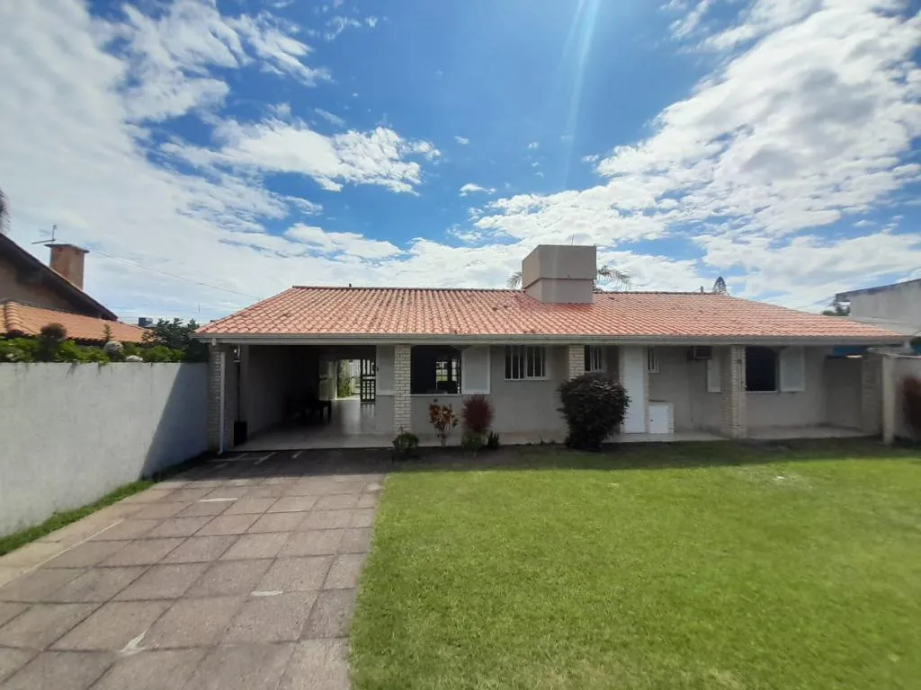 Imagem Casa 3 Dormitórios - Bairro Zona Nova