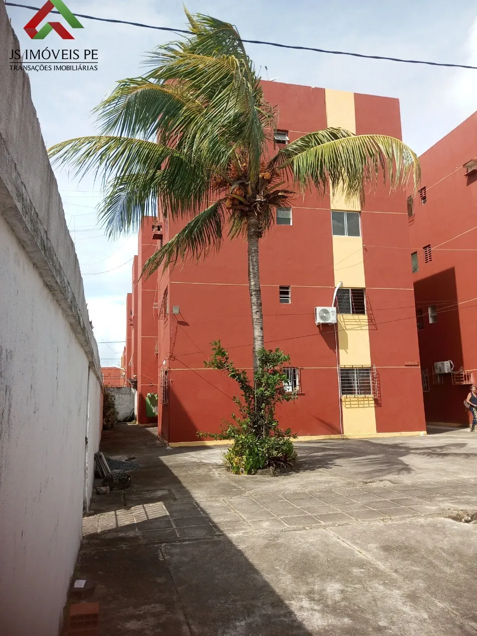 Foto do imóvel Apartamento à venda em Jaboatão dos Guararapes-PE, bairro Candeias, 2 quartos, 2 salas, 2 banheiros, 1 suíte, 70m² de área. Aproveite! em CANDEIAS, JABOATÃO DOS GUARARAPES - PE
