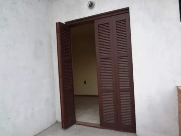 Imagem Casa para Venda - 190m², 3 dormitórios, sendo 1 suites, 1 vaga - Partenon