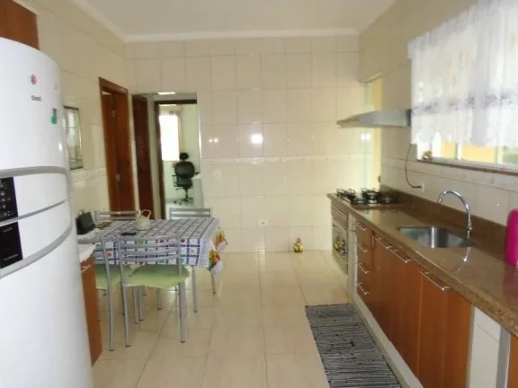 Imagem SOBRADO LADO LINHA COM PISCINA