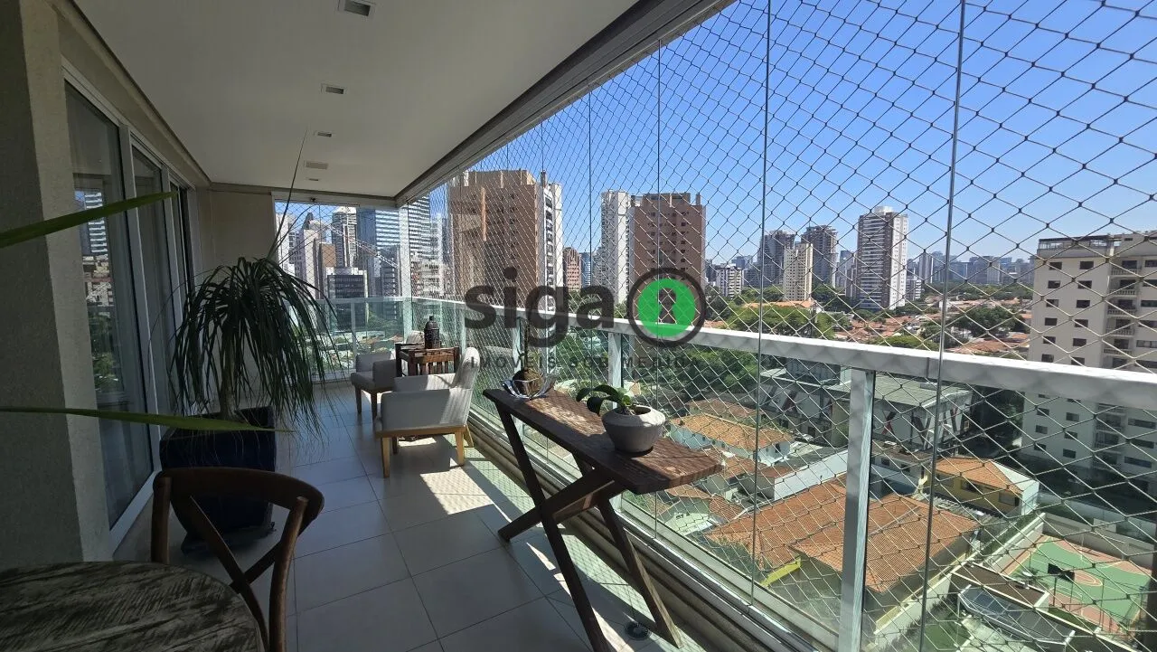 Imagem Alto Padrão em Andar Alto - 198m² com 3 Suítes - Hall social Privativo - Quadra de Tênis