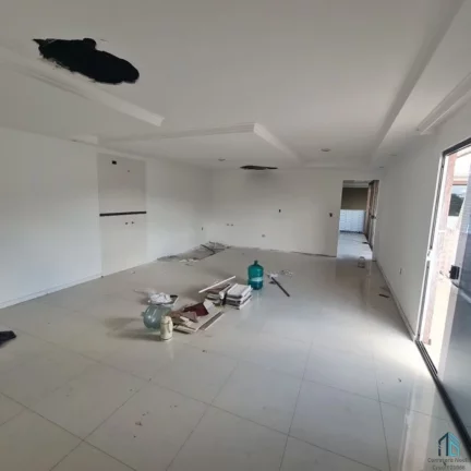 Imagem (PERMUTA) Casa a venda 04 quartos c/suítes, no Sitio Cercado em Curitiba Pr