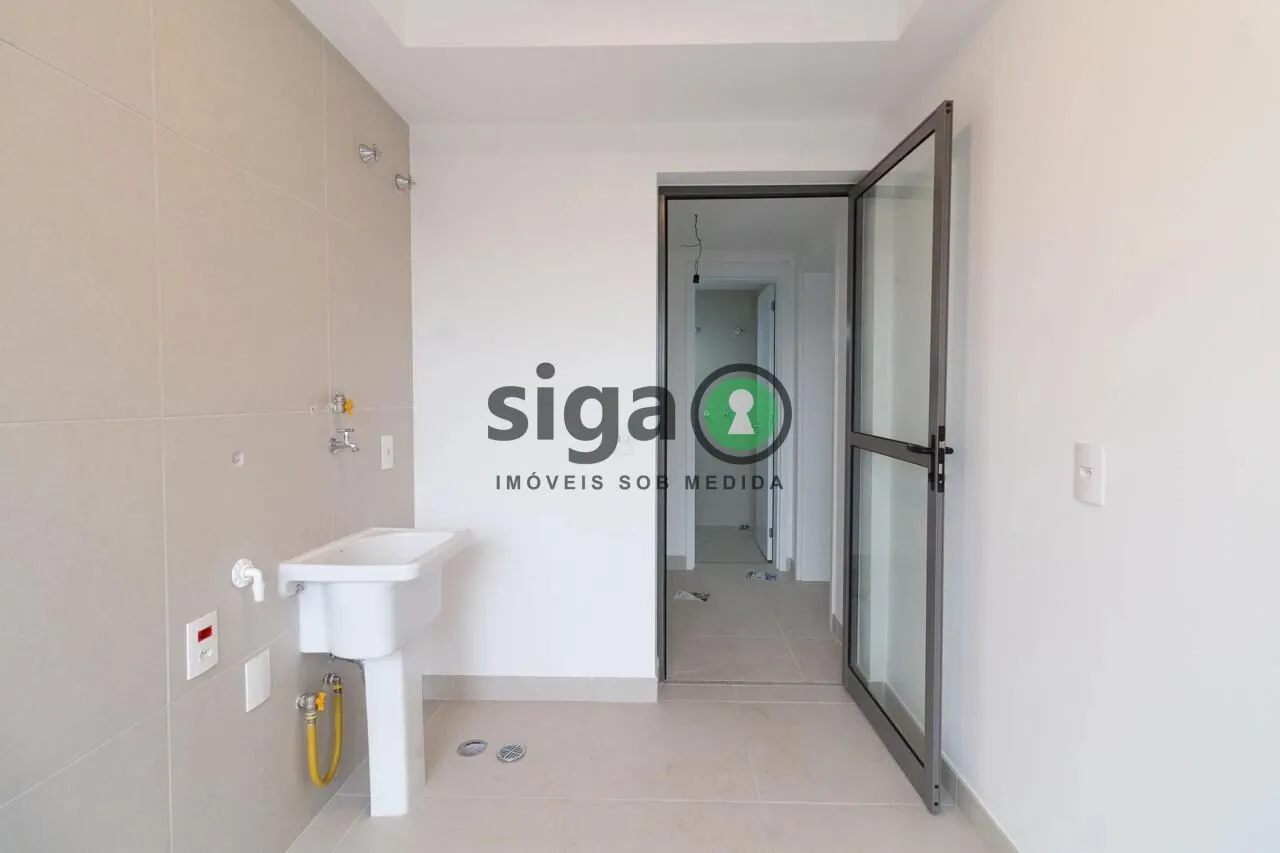 Imagem Apto à venda com 133m² no Butantã, com 3 quartos sendo 2 suítes, 2 vagas Sem Mobília.