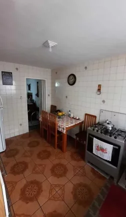 Imagem Casa Térrea - Vila Liviero - 2 Dormitórios - 3 vagas - 170mts