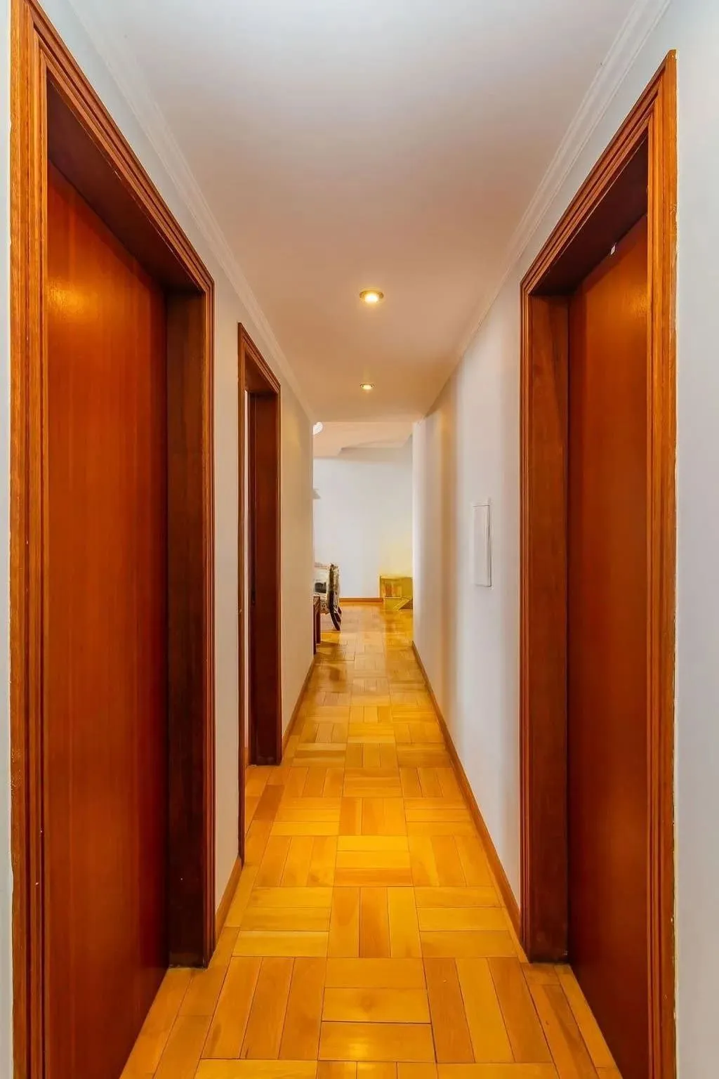 Imagem Cobertura 251m², 3 dormitórios, 2 vagas no bairro Teresópolis