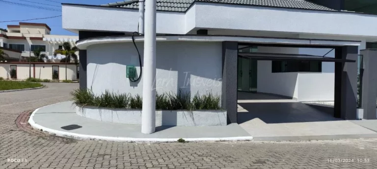 Imagem Casa Luxuosa 300m² - Condomínio Mansões Varanda, RJ