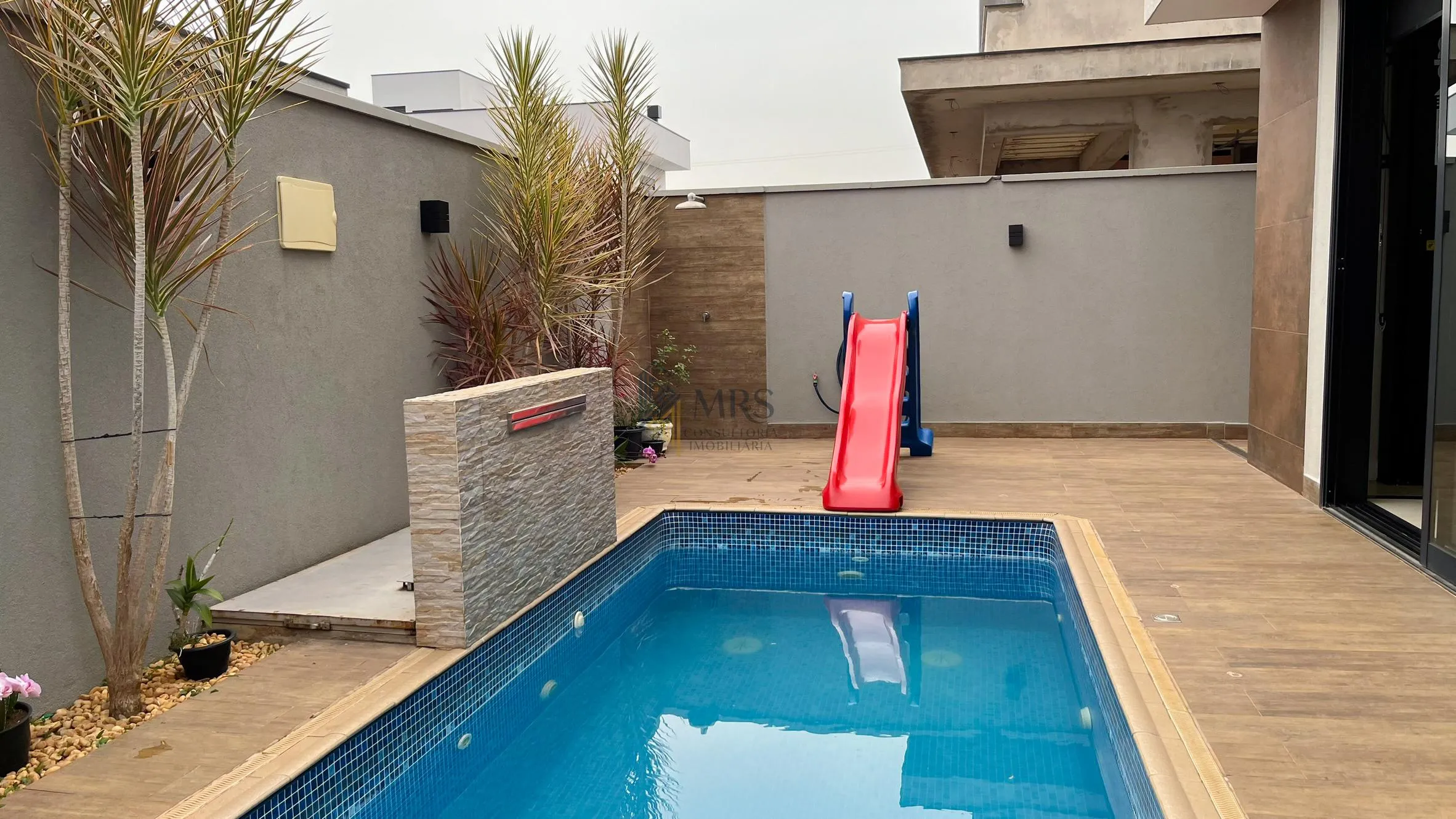Imagem Casa Condomínio Reserva Ermida 4 dorm 3 suítes