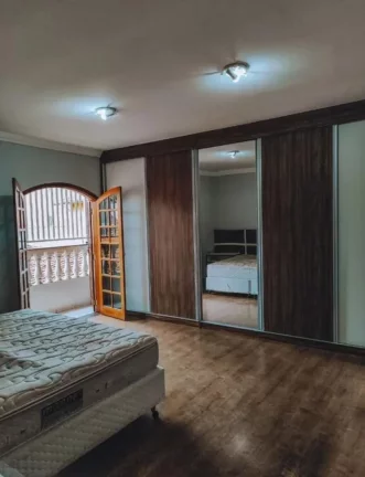 Imagem Sobrado com 4 dormitórios, 270 m² - venda por R$ 690.000,00 ou aluguel por R$ 3.800,00/mês - Residencial União - São José dos Campos/SP