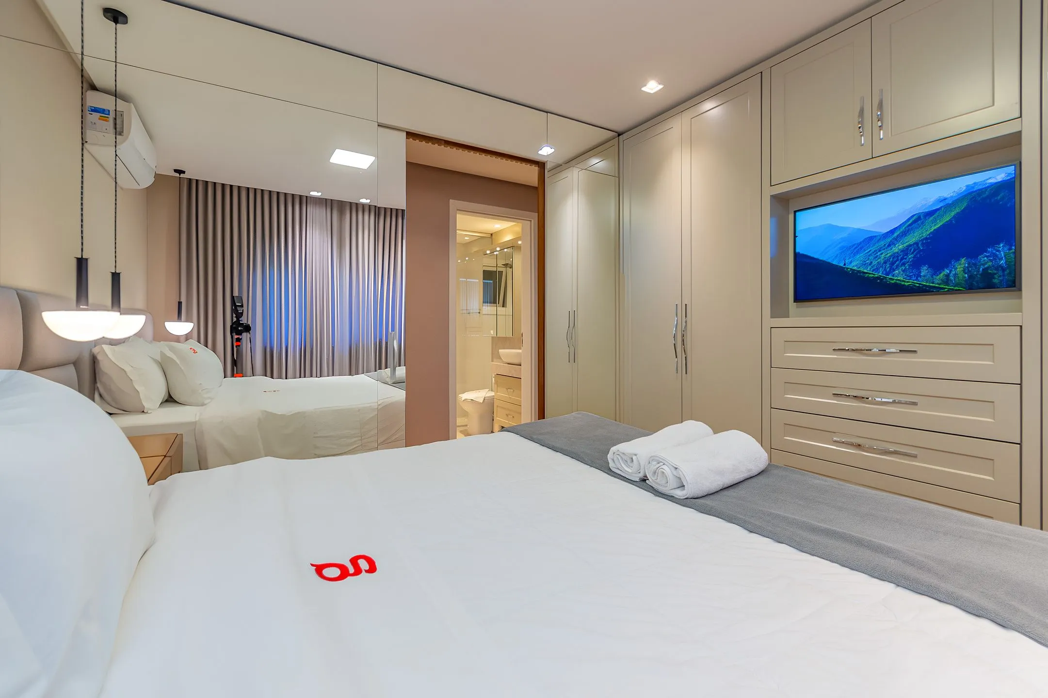 Imagem Apartamento à venda em Canela, Centro, com 1 quarto, 54m2