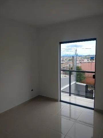 Imagem VENDA DE CASA NO MARENGO, EM ITAQUAQUECETUBA/SP, OPORTUNIDADE de 70m², 2 quartos, sala de estar, cozinha, lavanderia e vaga descoberta. CONSULTE-NOS.