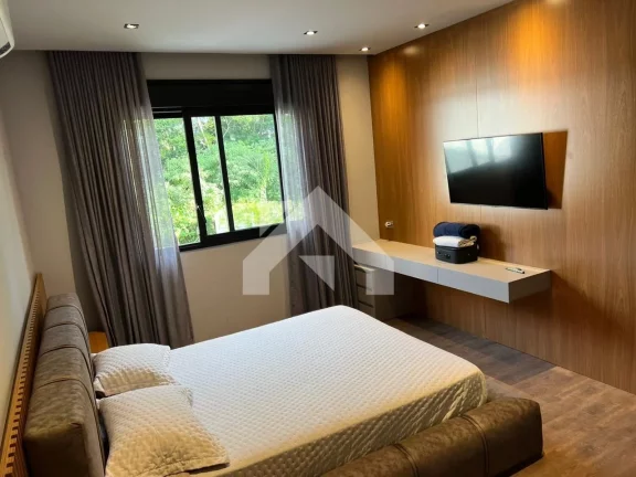 Imagem Casa de Condomínio em Caiapia - Cotia