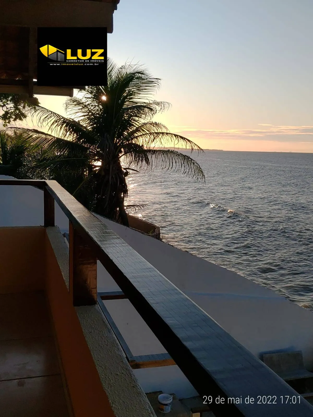Imagem Casa Duplex à Beira Mar, com Piscina no Praia Pacheco