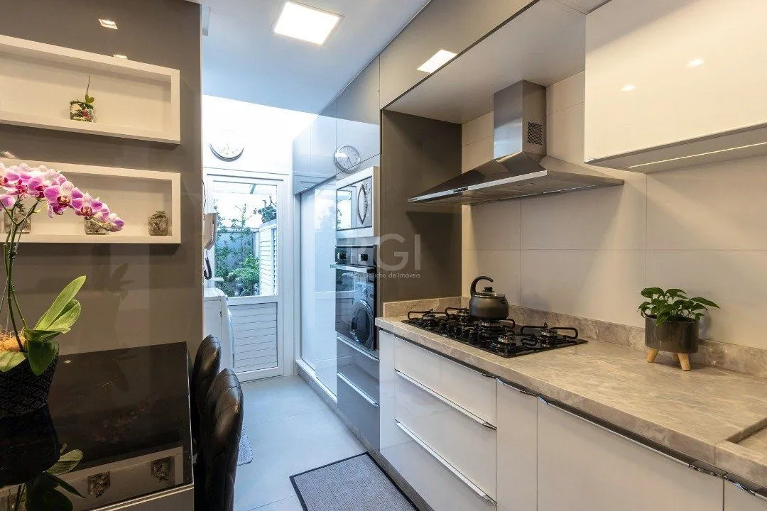 Imagem Casa Condominio para Venda - 202m², 3 dormitórios, sendo 1 suites, 2 vagas - Tristeza
