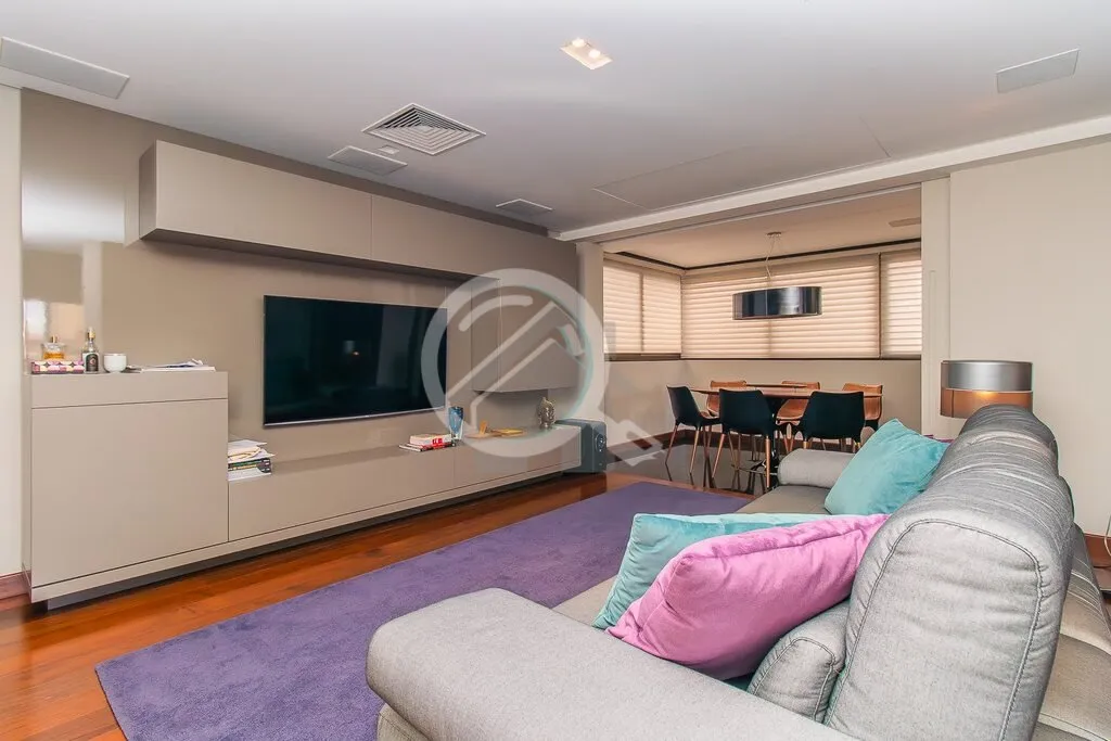 Imagem Apartamento de luxo na rua Santo Inácio em Moinhos de Vento - Porto Alegre. Preço e disponibilidad...