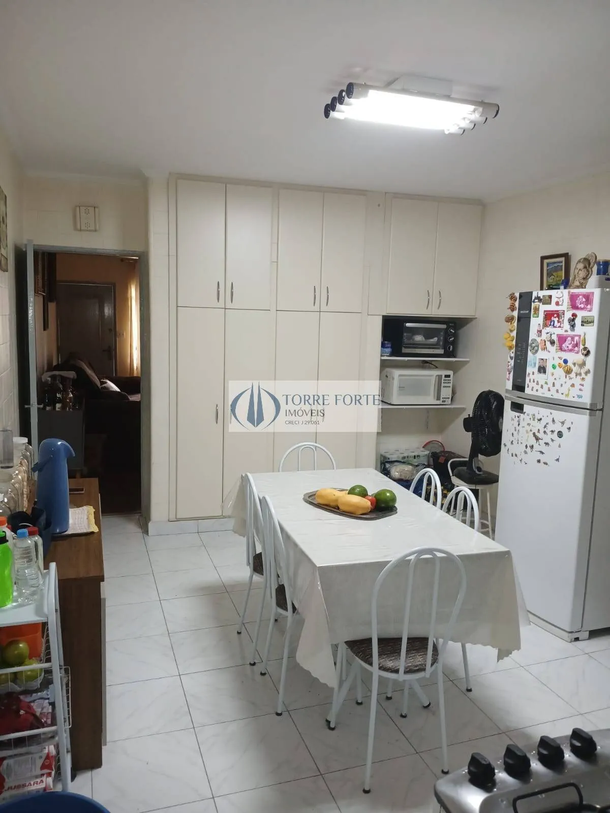 Imagem Ótimo sobrado com 140 m² 3 dormitórios 4 vagas de garagem no Jd. São Paulo