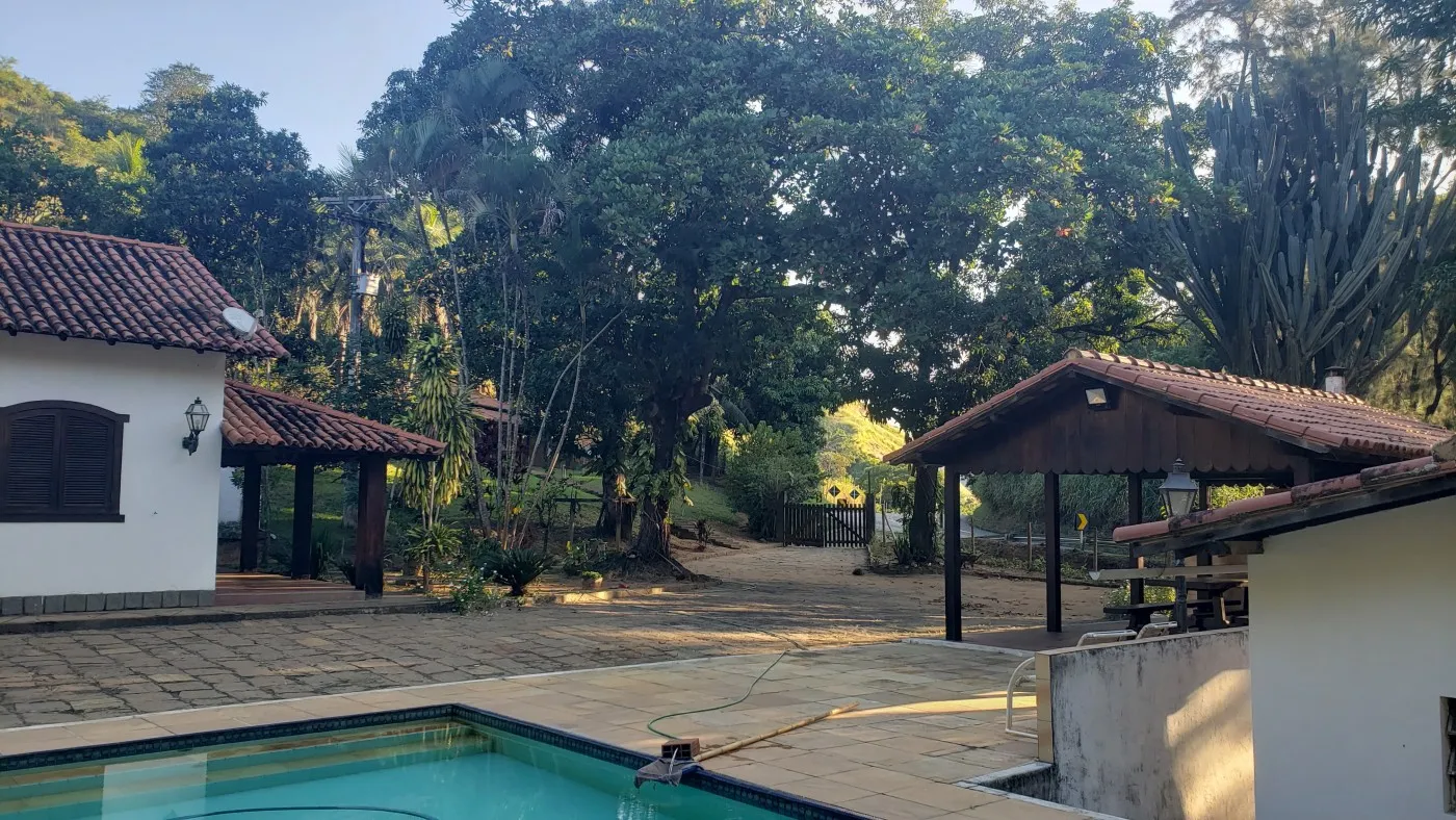 Imagem Sítio para Venda em Três Rios / RJ no bairro Bemposta