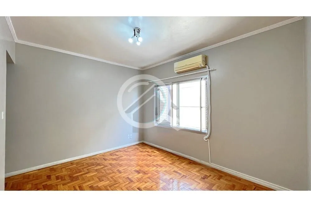 Imagem Excelente apartamento à venda, localizado na Avenida Alberto Bins, junto ao SENAC. Apartamento com ...