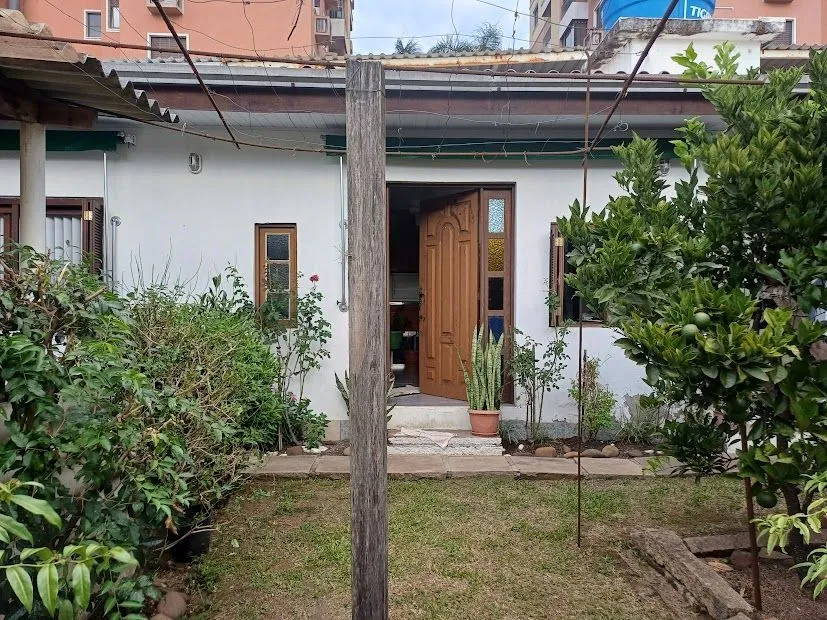 Imagem casa 3 dormitórios+ casa nos fundos de 1 dormitório