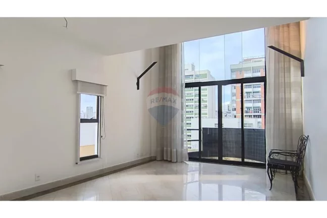 Foto do imóvel Apartamento Duplex com 1 dormitório 1 vaga no Itaim Bibi em Rua Bandeira Paulista