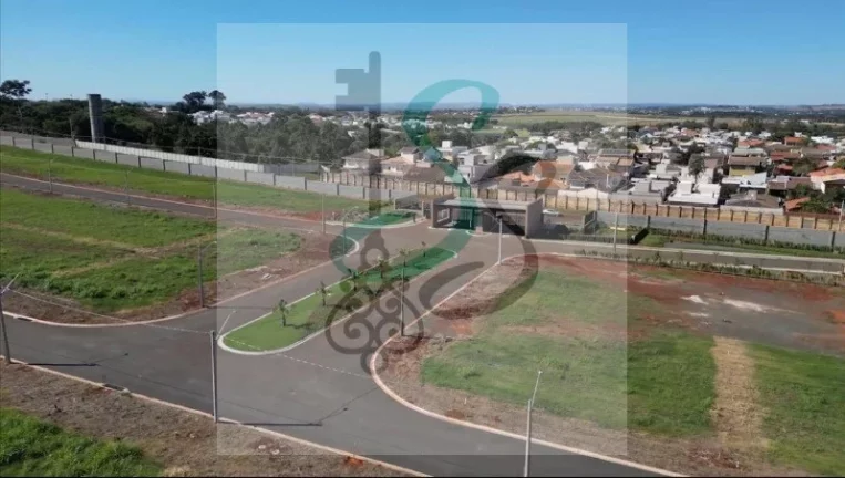 Imagem Venda de terreno no Betel, Paulínia. Terreno com 370 m², sendo 12,50 m² x 29,60 m²