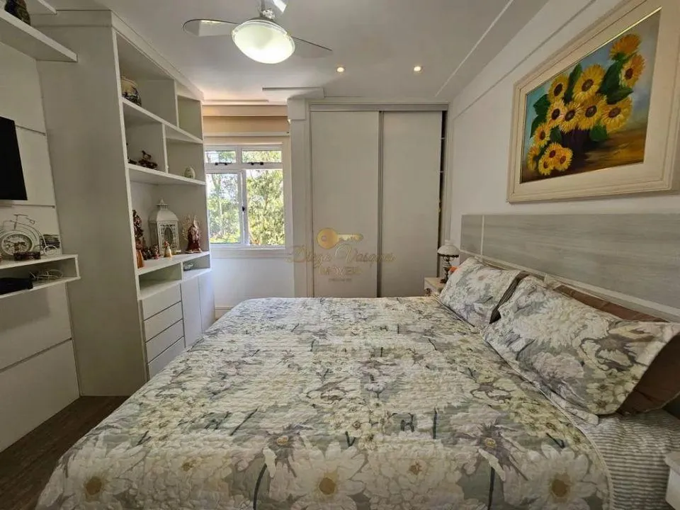 Imagem Casa em Condomínio para Venda em Teresópolis / RJ no bairro Bom Retiro