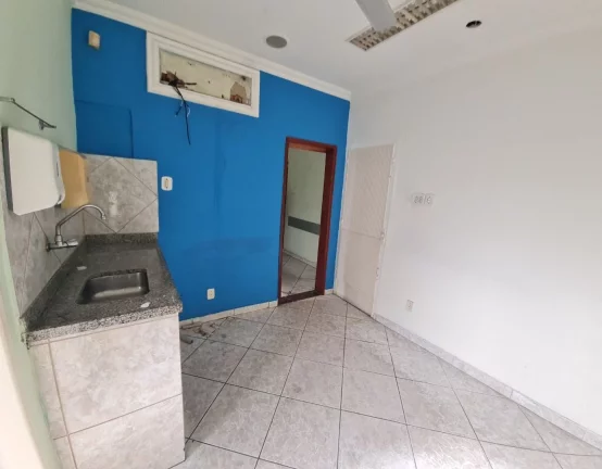 Foto do imóvel Sala Comercial com Custo-Benefício Imbatível no Calçadão de Nova Iguaçu - a 150m da Estação