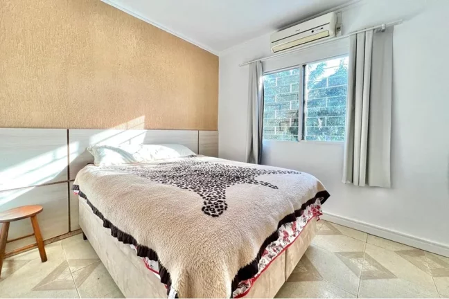 Imagem Casa para venda no bairro Harmonia em Canoas