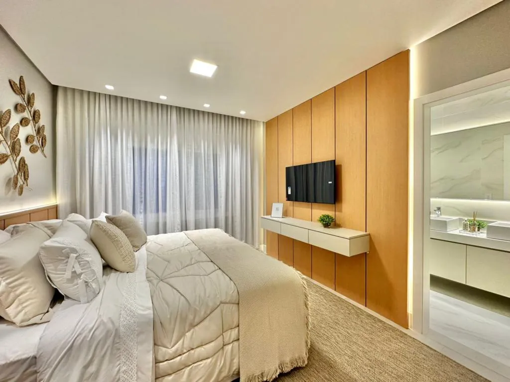 Imagem Casa em Condominio 5 Dormitórios - Bairro --