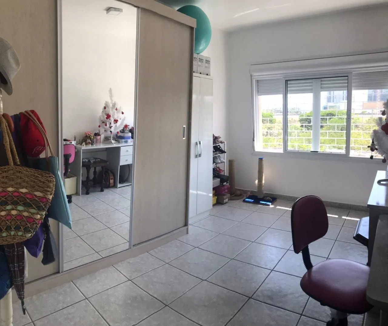 Imagem APARTAMENTO, 3 DORMITÓRIOS, 2 VARANDAS, BAIRRO CRISTAL, PORTO ALEGRE/RS