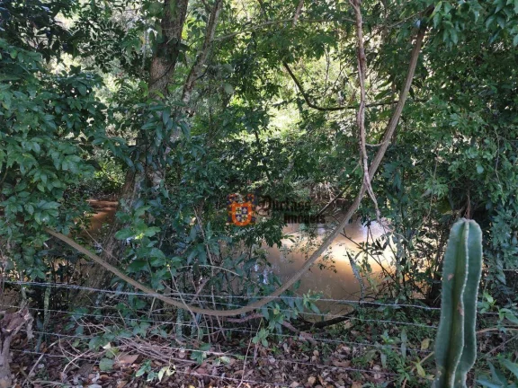 Imagem Chácara com 3 dormitórios à venda, 3700 m² por R$ 694.000,00 - Bairro do Barreiro - Extrema/MG