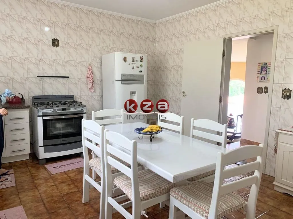 Imagem Imperdível oportunidade: Casa à venda em Vinhedo-SP, Condomínio Recanto Florido, 3 suítes, 3 salas, 4 banheiros, 2 vagas, 321m².