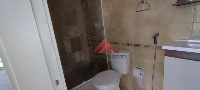 Imagem Apartamento de sala dois quartos e vaga de garagem,em excelente localização em Santa Rosa(Pé pequeno)colado a todo comércio do largo do Marrão,Bancos