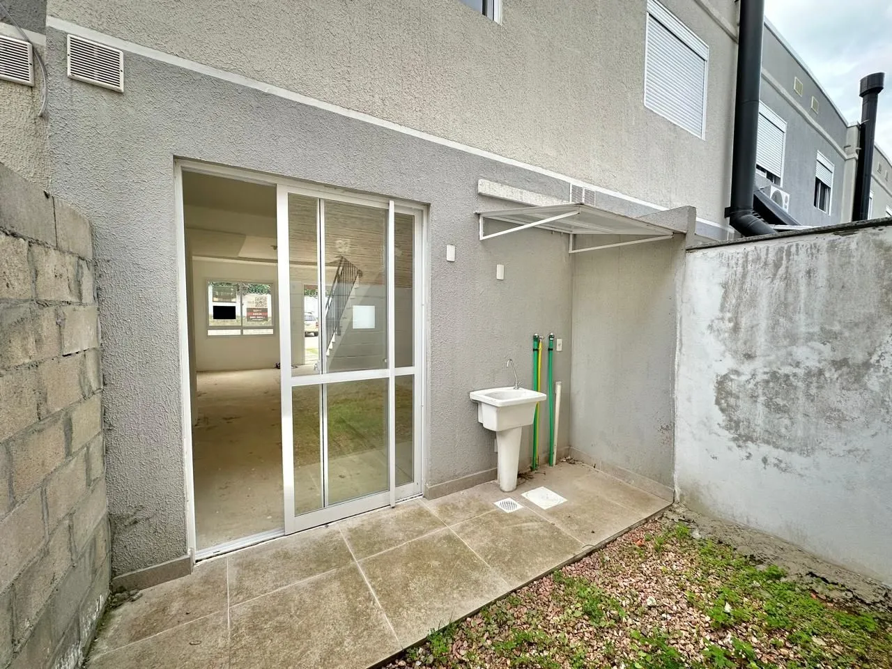 Imagem Excelente casa a venda em condomínio fechado no bairro Vila Nova.