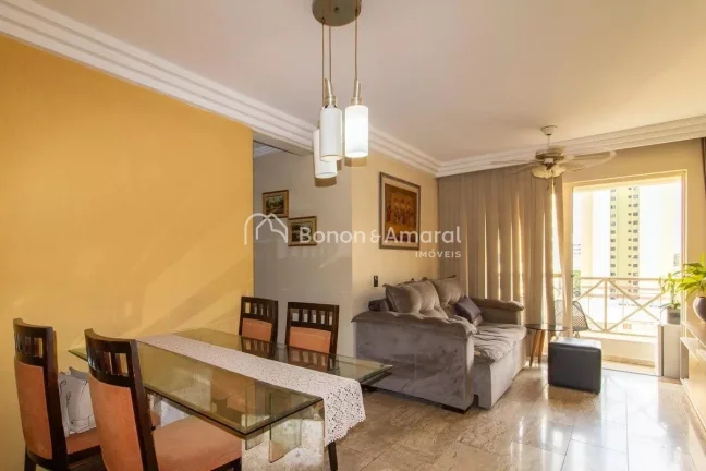Imagem Localizado no charmoso bairro de Mansões Santo Antônio, este espaçoso apartamento de 80 metros qu...