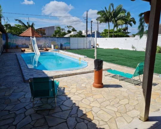 Imagem Casa com piscina grande para venda em Guaratuba!!!!!!!! Venha conferir!!