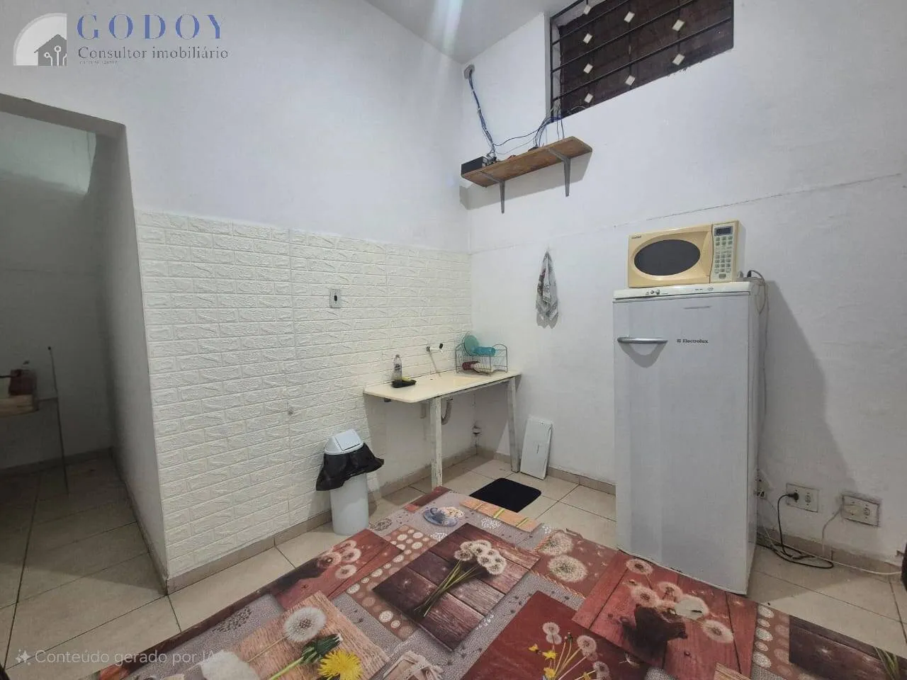 Imagem Investimento: Centro Comercial com 28 Lojas e Piso Superior Privado