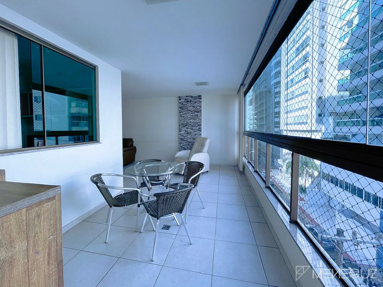Imagem Apartamento 3 Quartos para venda a uma quadra do mar na praia do morro