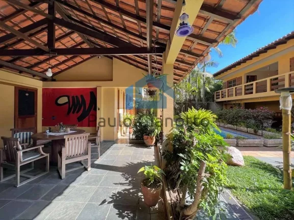 Imagem Casa à venda no São Paulo II na Granja Viana