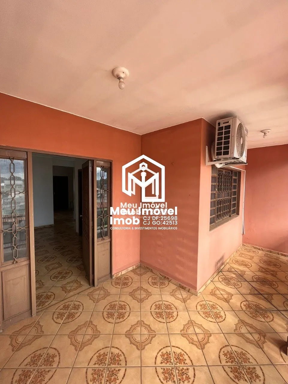 Imagem Casa 5 Quartos 3 Suítes 3 Vagas 120 m² Brasília/DF