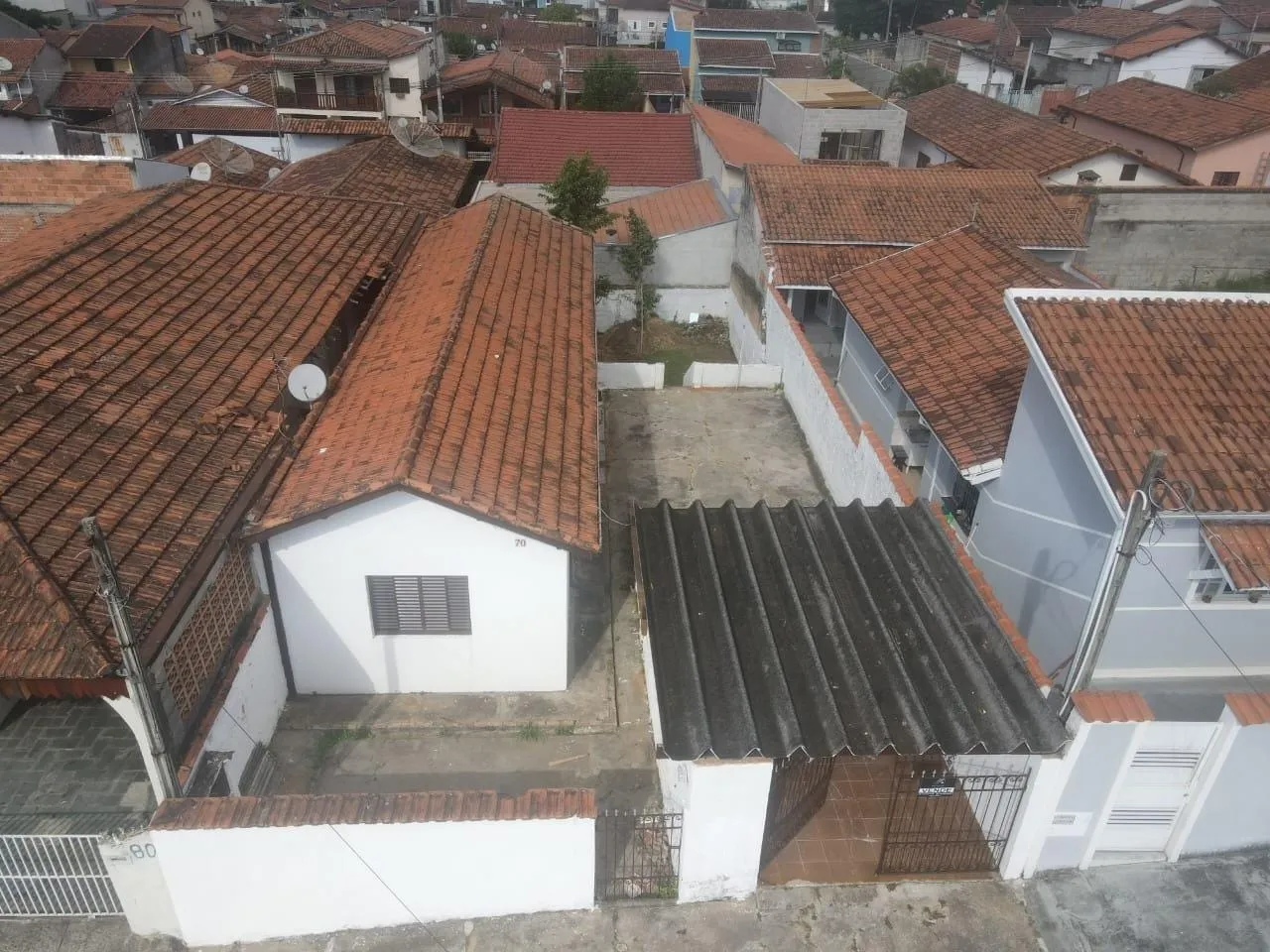 Imagem Casa à venda 2 Quartos, 3 Vagas, 250M², Vila Prado, Pindamonhangaba - SP