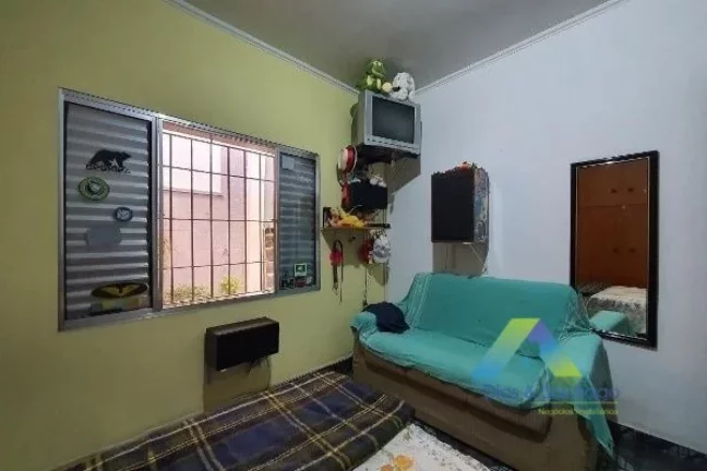 Imagem Casa à venda com 180m², 4 quartos e 2 vagas