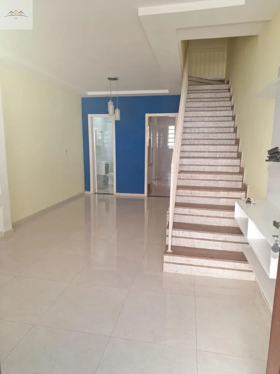 Imagem Sobrado em condomínio à venda na Vila Palmares, Santo André 2 dorm. 1 vg.