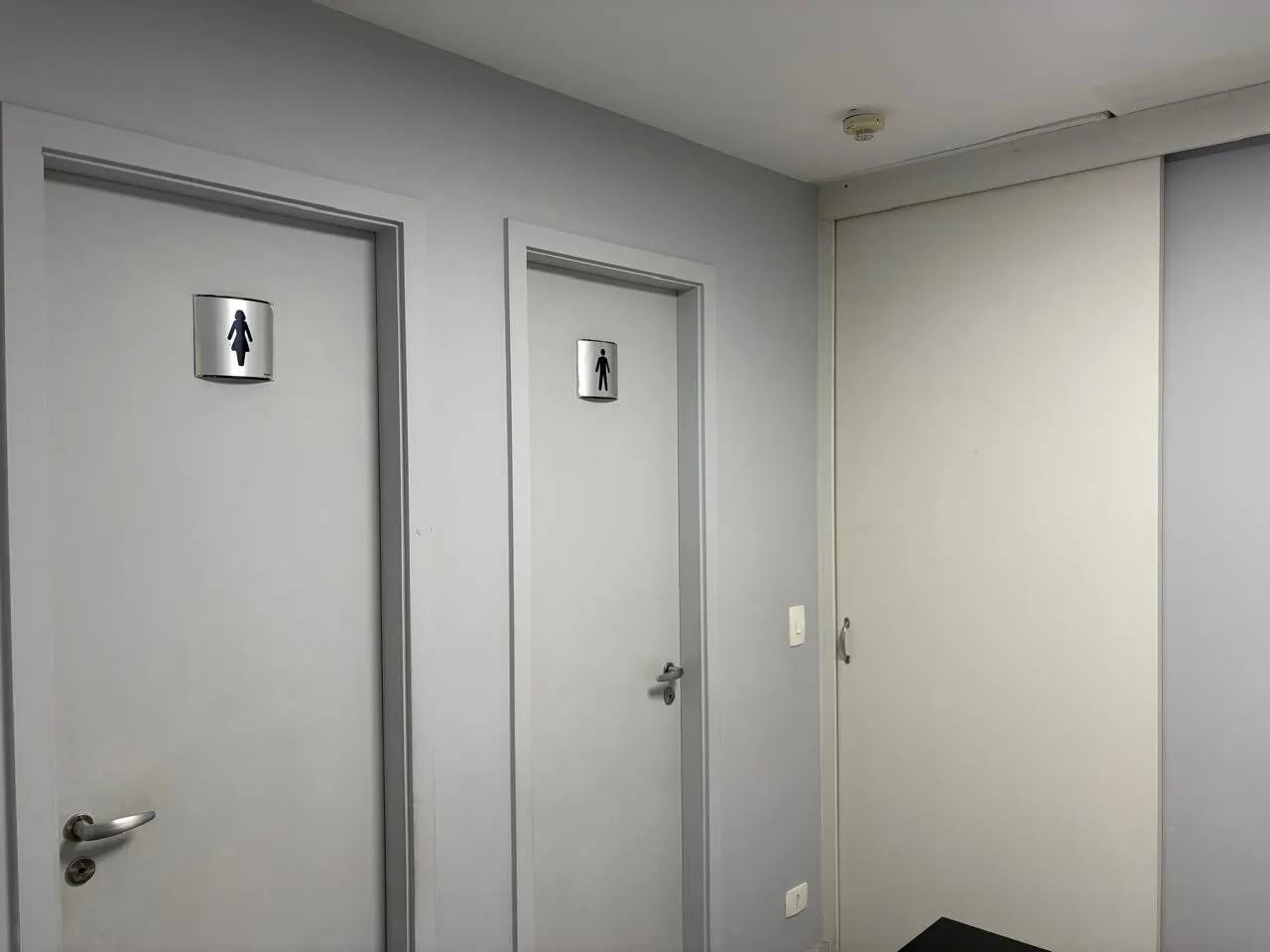 Imagem ala Comercial de 198 m² no Advanced Tower com 6 Vagas e Estrutura Completa.