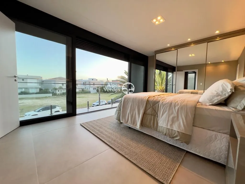 Imagem Casa à Venda em XANGRI-LÁ, Xangri-lá - RS