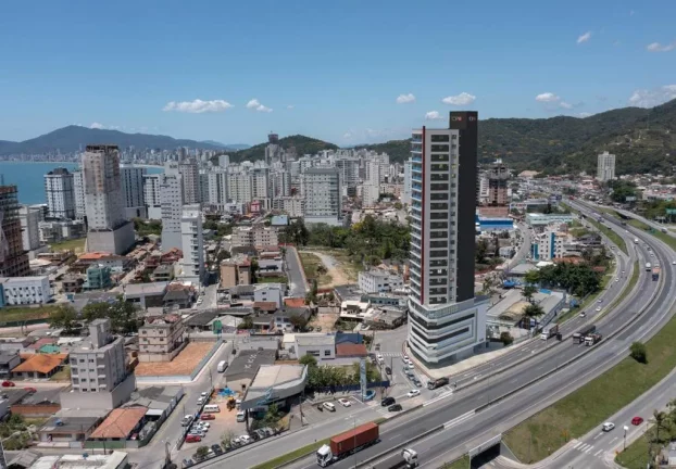 Imagem Apartamento para venda no bairro Meia Praia em Itapema