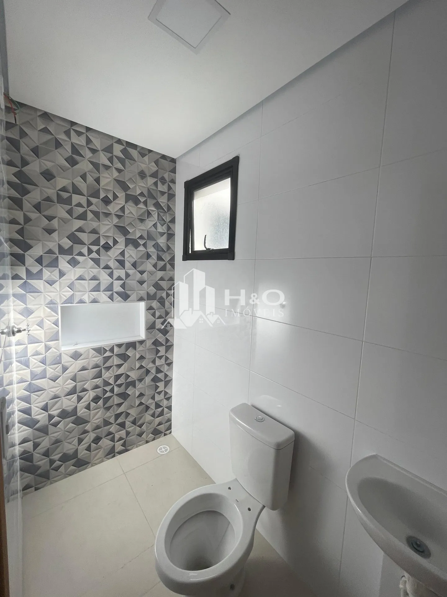 Imagem Apartamento à venda na Vila Carrão - 2 dormitórios - à partir de 250.000,00, a 200m da futura estação do metro