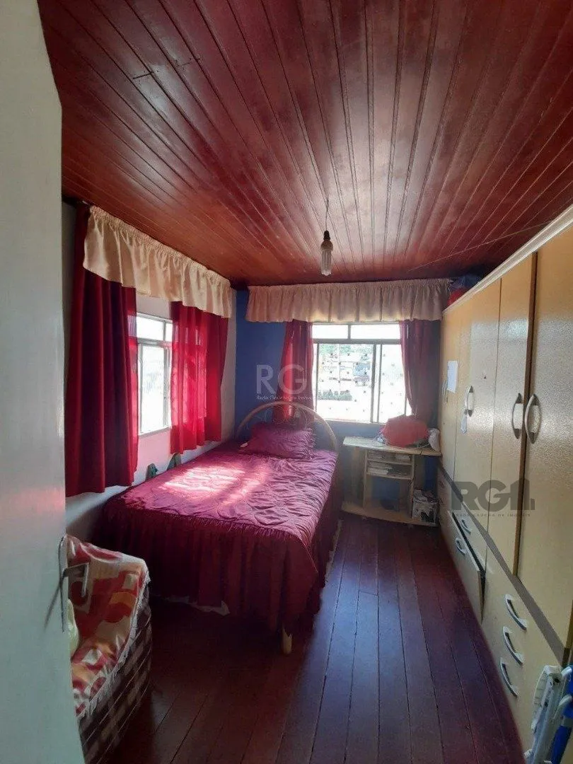 Imagem Casa para Venda - 60m², 2 dormitórios, Cristal