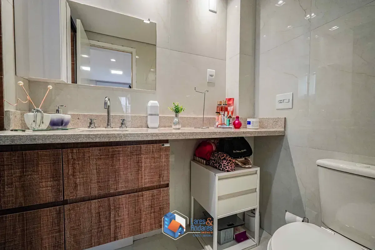 Imagem Duplex para venda em Saúde com 2 quartos, sendo 2 suítes, 105m²